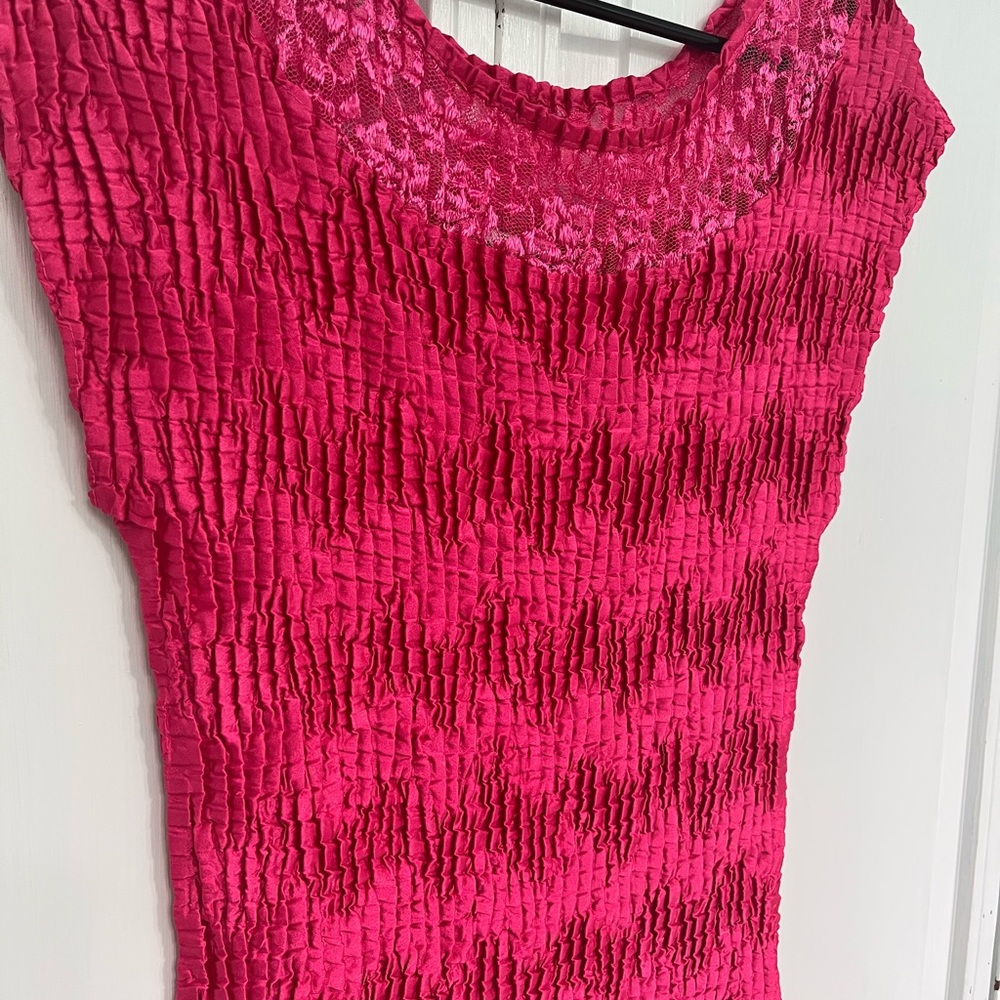 NWOT beautiful pink top
